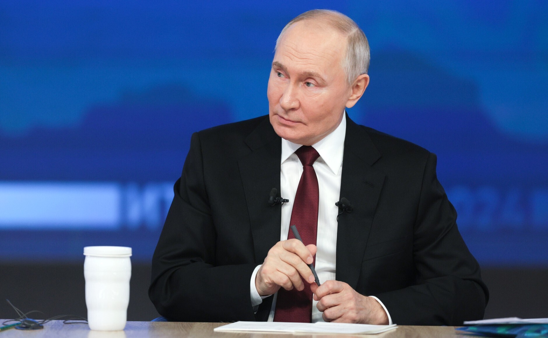 В декабре прямая линия с президентом. И вот какой вопрос я задам Путину. А Вы подготовили свой вопрос?