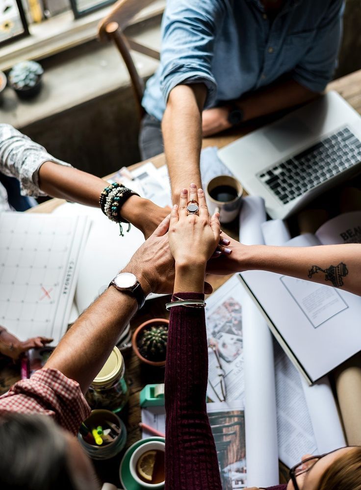 ~Большой город против маленького городка: Где лучше пустить корни?~