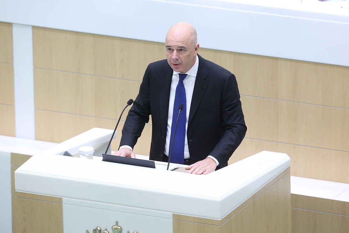 Цены и налоги растут, зарплаты — нет. Эксперты рушат оптимизм главы Минфина Силуанова