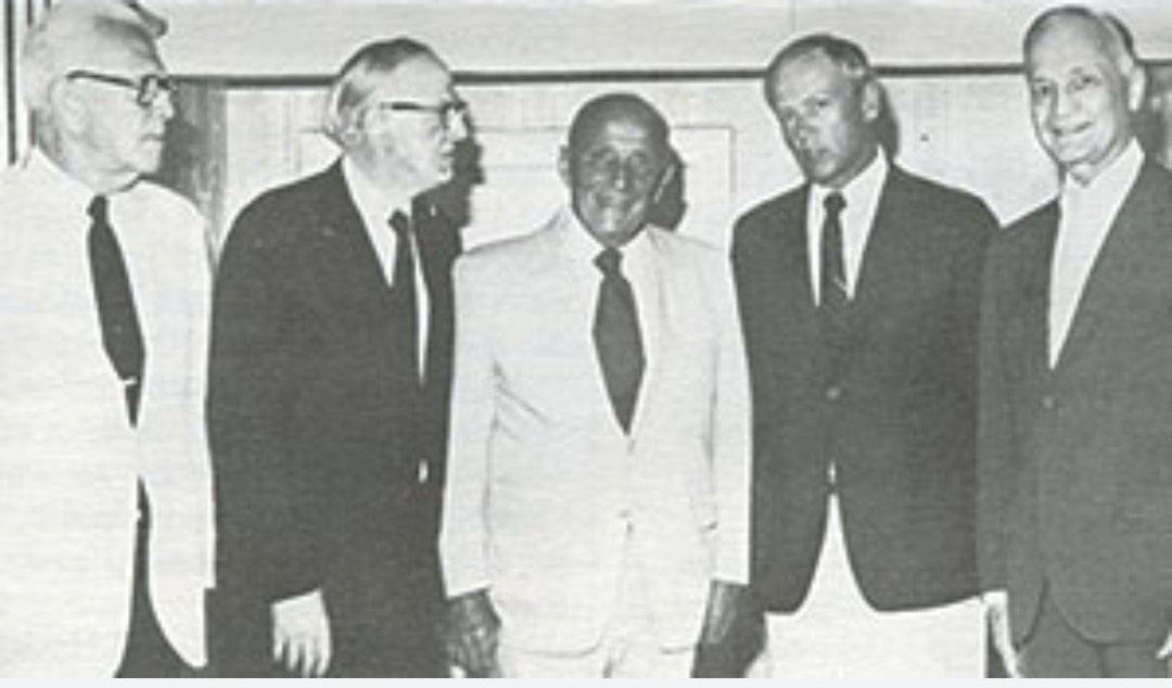 "Коричневые" учителя "оранжевой" супруги президента, продолжение 1