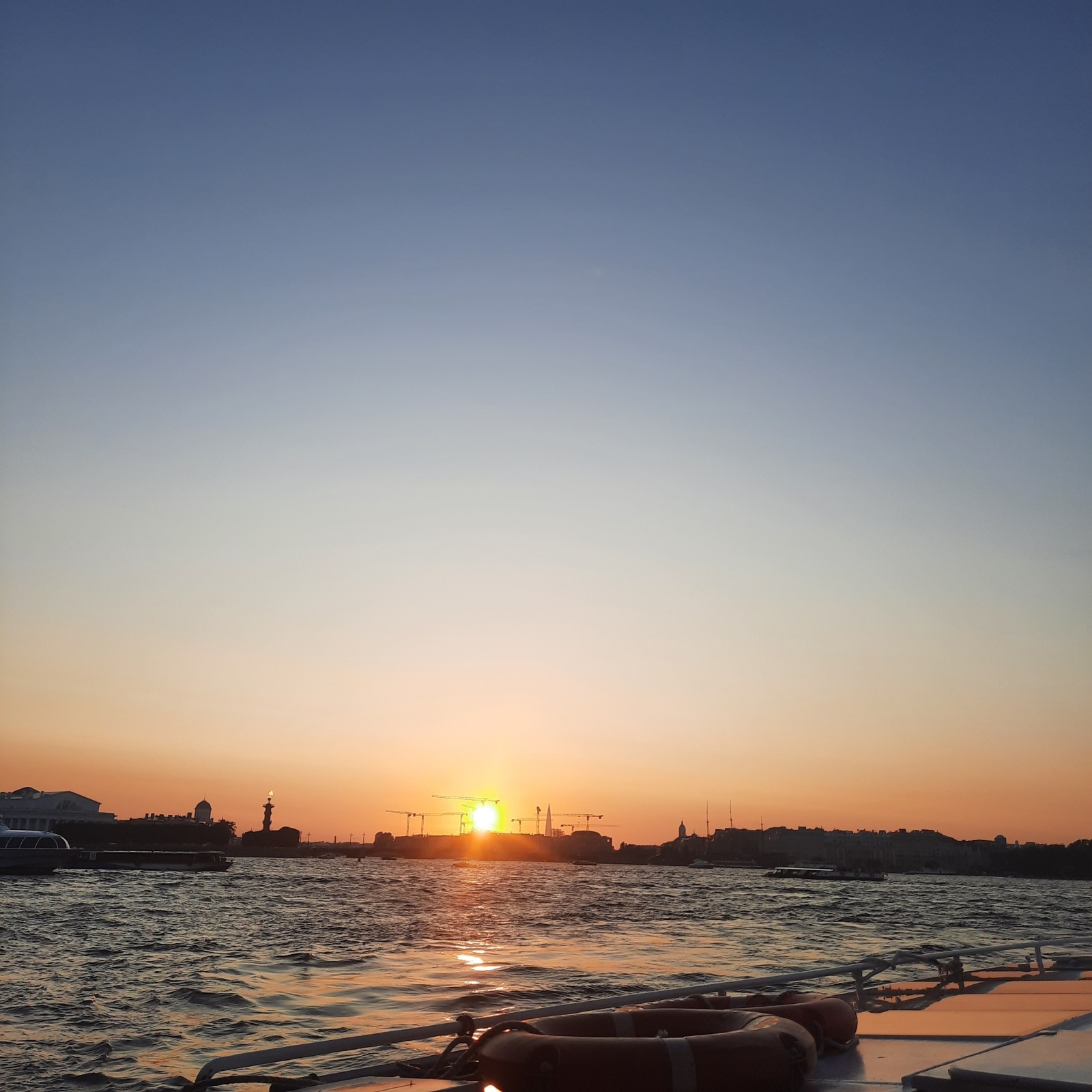 Моя поездка в Питер. Экскурсии и цены.