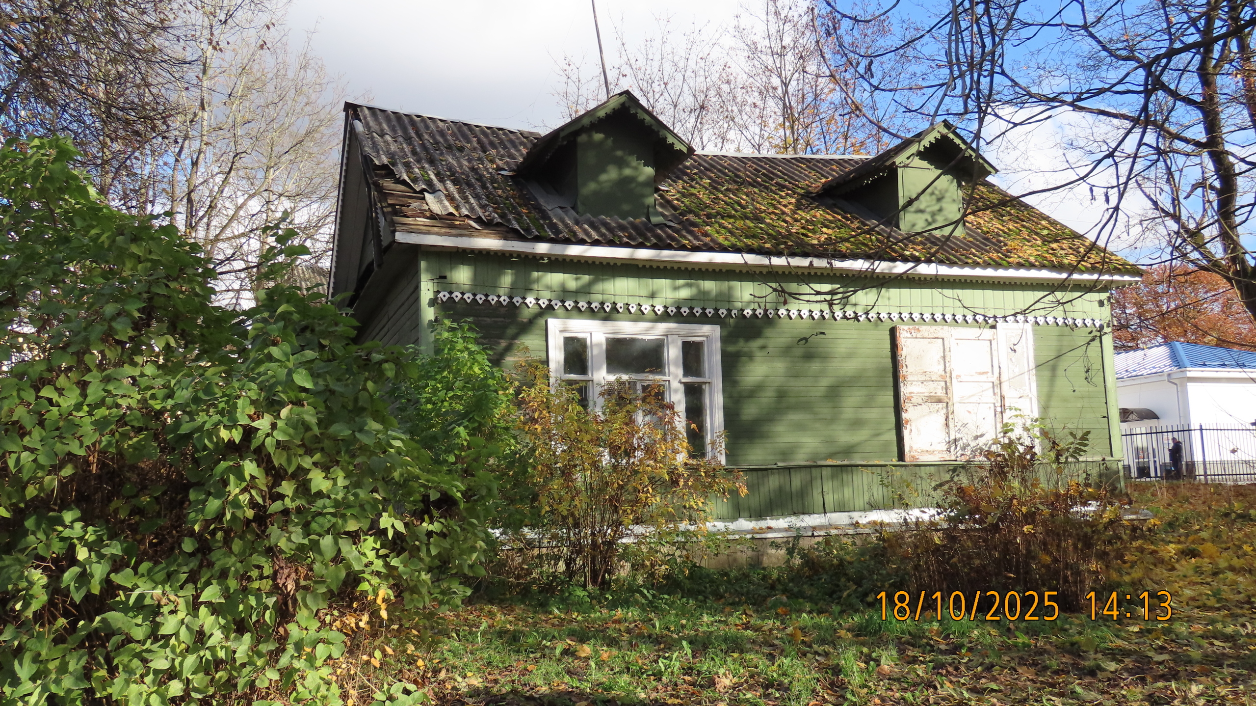 Неведомые места /Сквер.