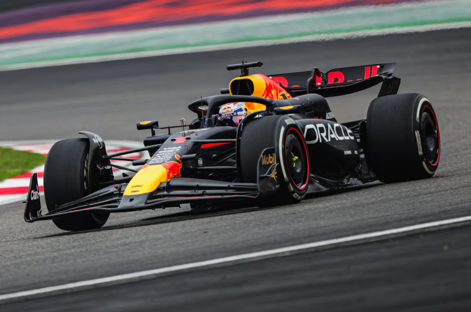 Формула-1: Эдриан Ньюи - человек, который может видеть и управлять воздухом