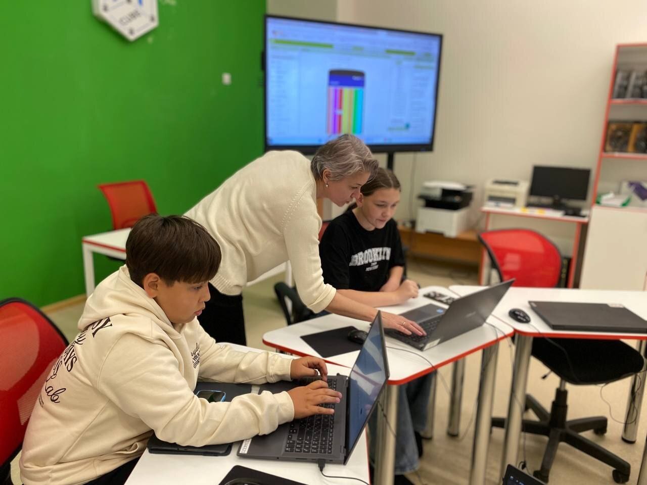 Школьники из Подольска погружаются в мир высоких технологий 💻