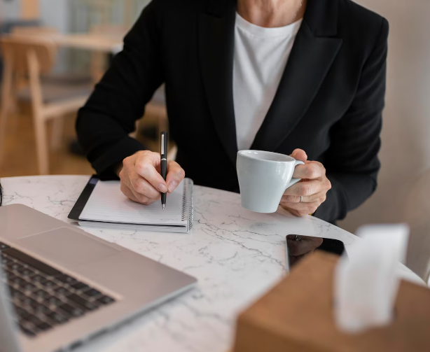 Как работаем в ноябрьские праздники, сокращенный ли день суббота 1 ноября?