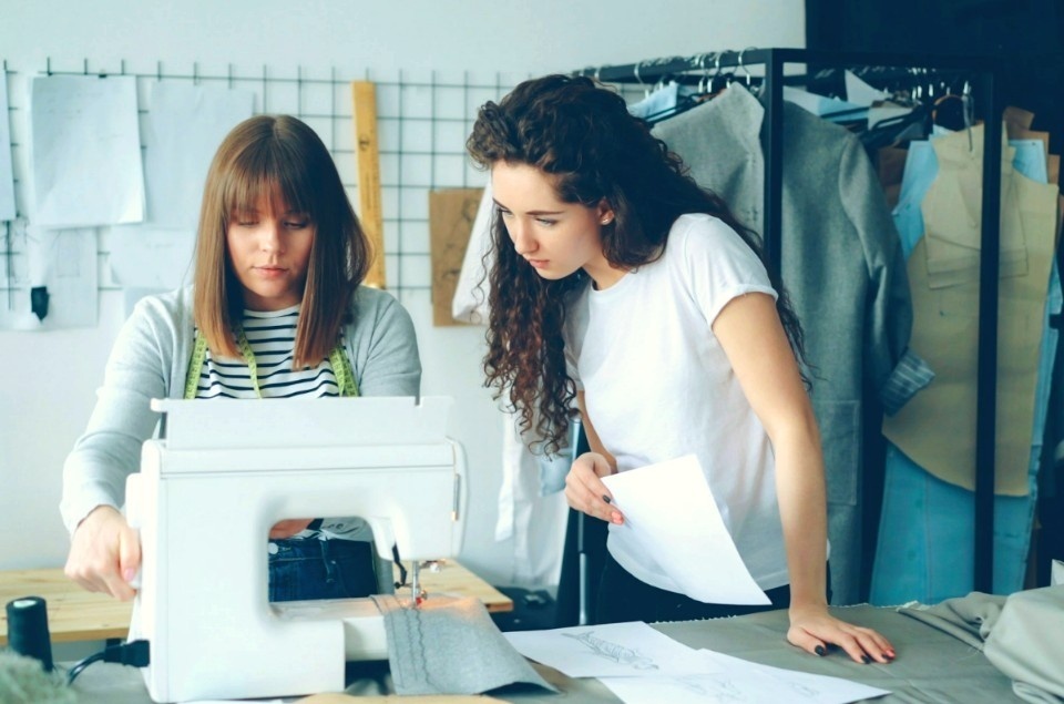 💰 Правительство утвердило новую предельную базу для пенсионных взносов на 2026 год — 2 979 000 руб. (против 2 759 000 в 2025)