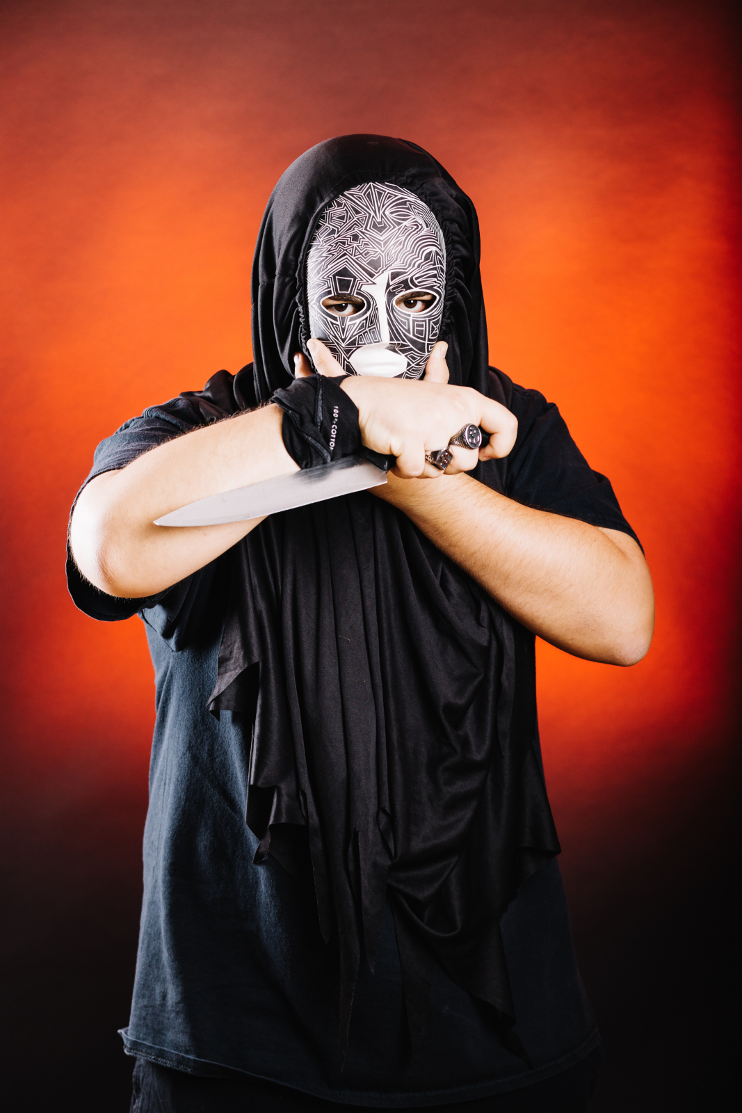 Фантомас в маске: Неуловимый грабитель Новосибирска и его падение