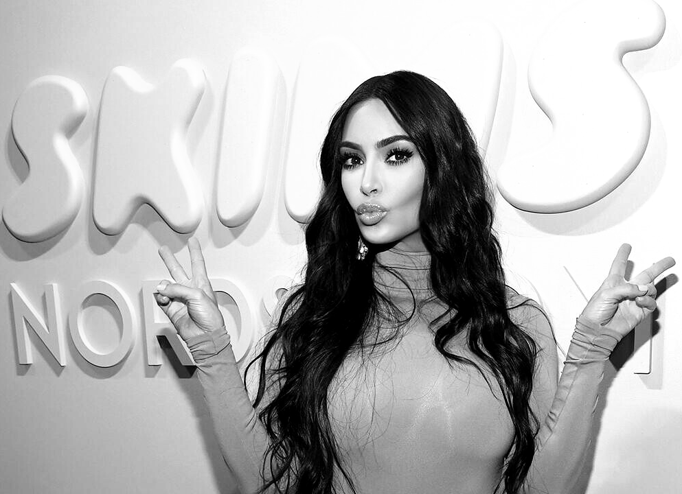 Бренд одежды Ким Кардашьян оценили в  миллиардов — новый уровень в мире моды