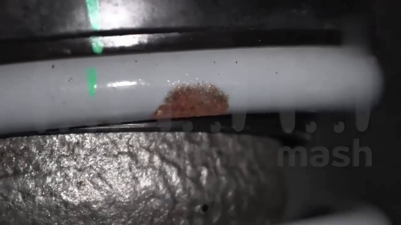 Новая Niva Sport прямо с завода оказалась... ржавой и с протекающим маслом