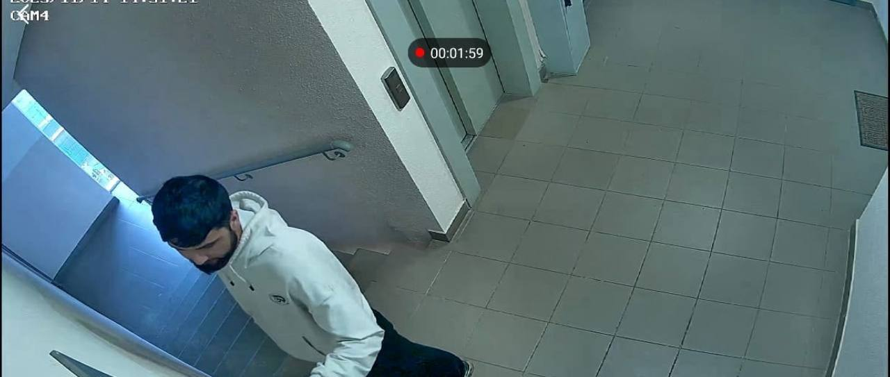 Жесть из Подмосковья: мигрант ворвался в квартиру, избил пенсионерку и выпрыгнул с окна