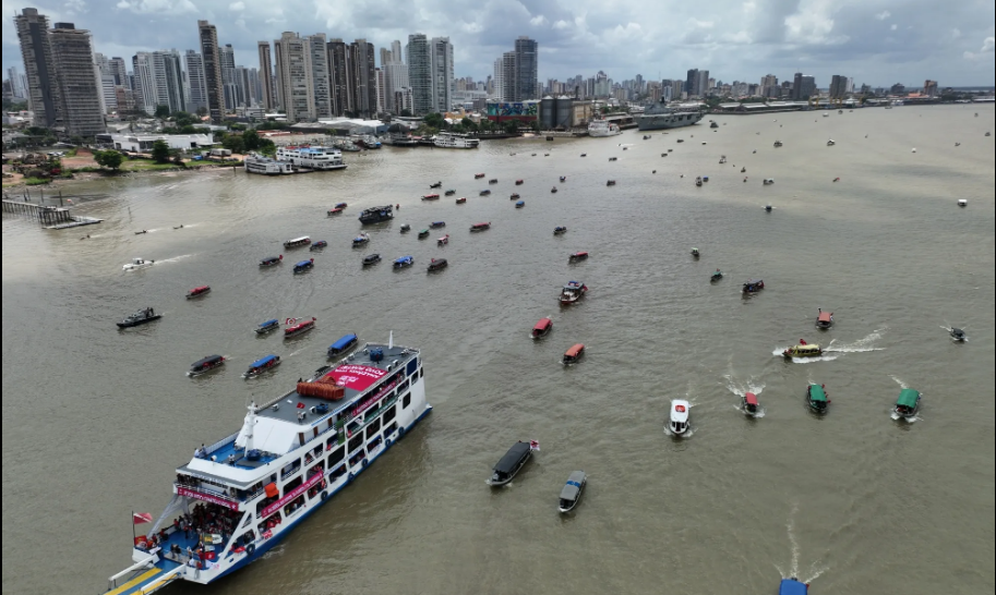 Климатические протесты возобновились на COP30, прошедшей в демократической Бразилии