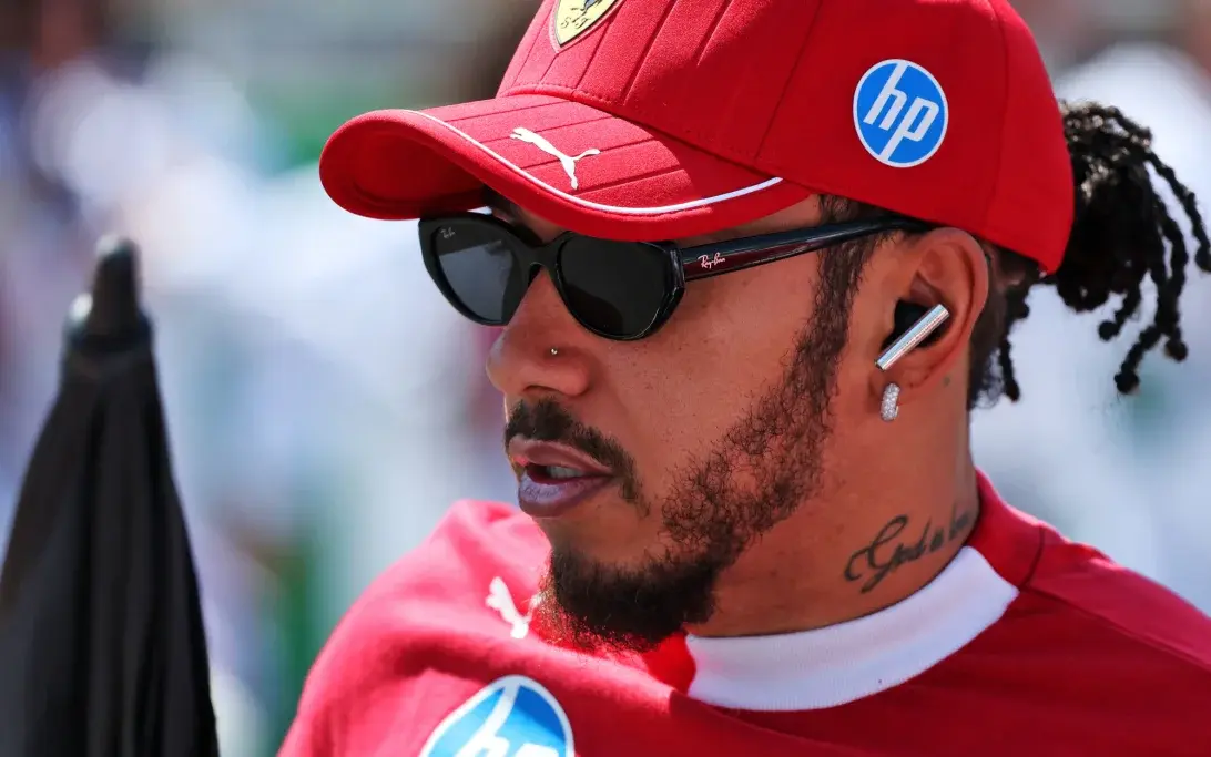 Льюис Хэмилтон заработал безумные деньги, возглавив «фальшивый» рейтинг F1