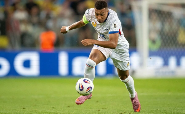 «Реальные» зарплаты футболистов: что имелось в виду и как это устроено на самом деле