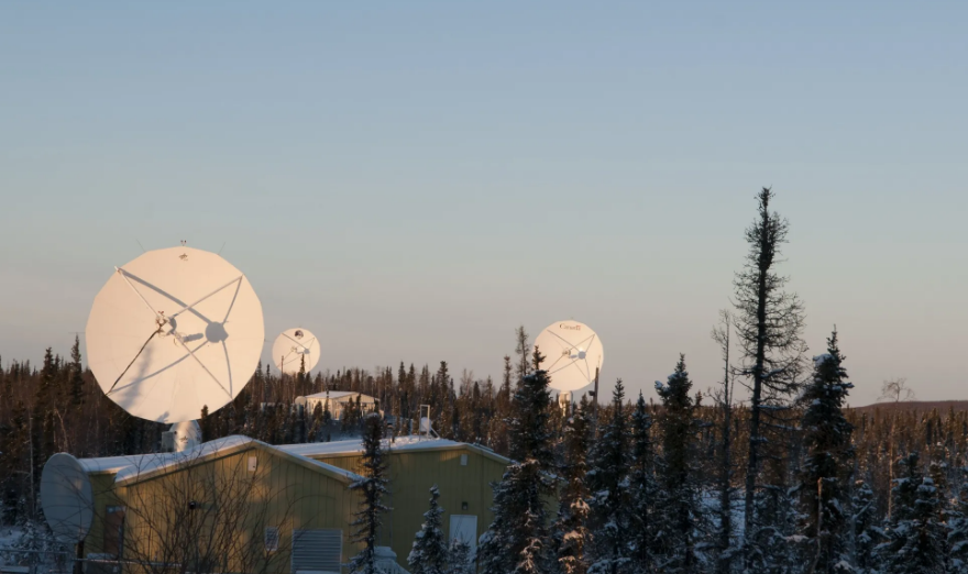 Космическая гонка с Китаем стимулирует бум строительства антенн в Арктике
