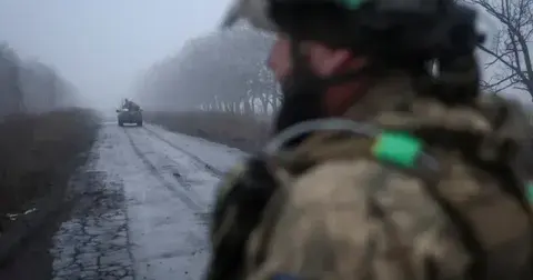 Сколько времени украинская армия сможет удерживать фронт? Возможно ли обрушение отдельных участков в 2026 году? Реальны ли потери 1 к 5?