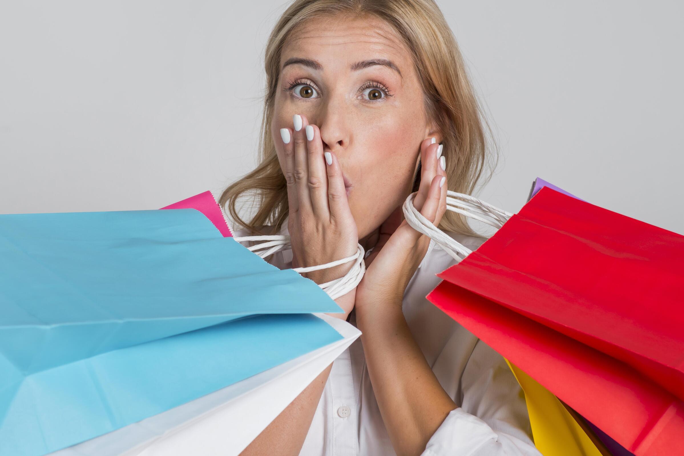 Знаете почему россияне стали меньше тратить?