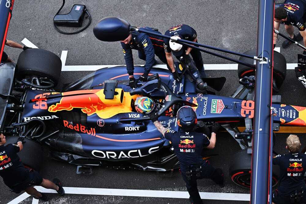 Red Bull озвучила состав на 2026 год