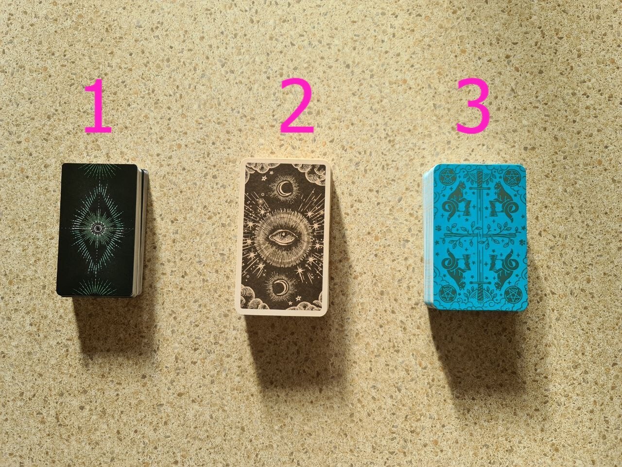 Расклад Таро. Что следует ожидать до конца года?