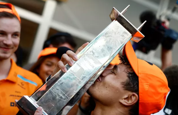 Кто такой Ландо Норрис? Всё, что нужно знать о новом чемпионе мира Формулы‑1