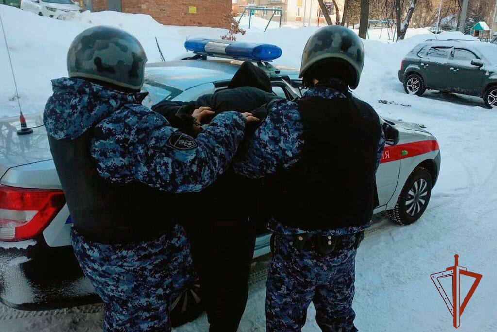 Сотрудники вневедомственной охраны Росгвардии задержали нетрезвого водителя Сотрудники вневедомственной охраны Росгвардии задержали нетрезвого водителя