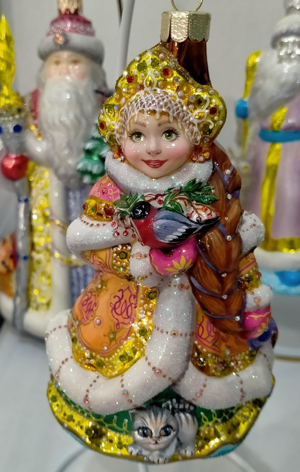 Почти 100 000 руб. за елочную игрушку запросила на Авито нижегородка