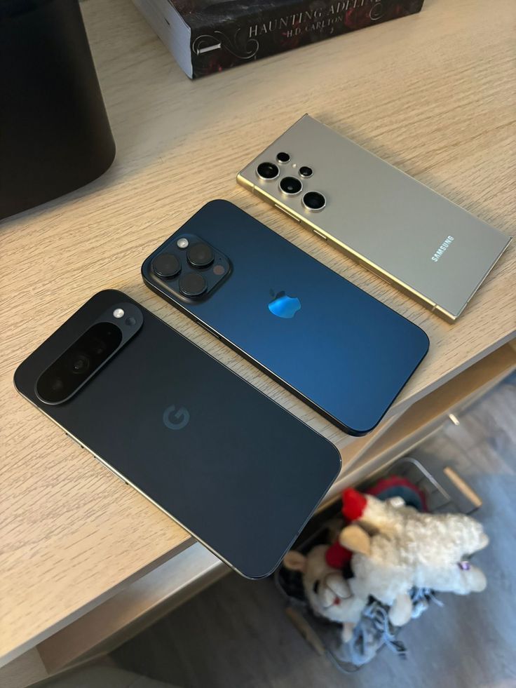 Большой Брат на диване: Минцифры будет отслеживать телефоны россиян