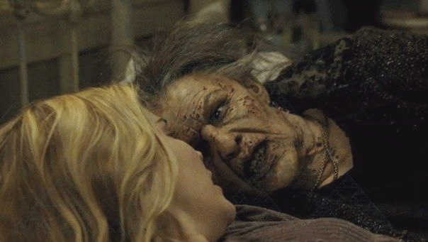 Тот, кто пришёл вместо неё странная встреча в деревенском доме