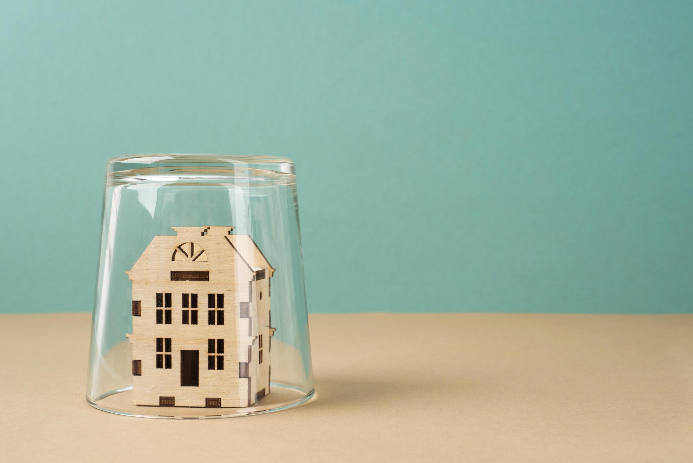 С высот — на землю: Долину ждёт выселение из квартиры