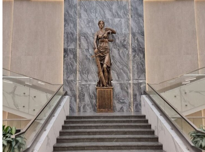 Хотела продать Чебурашку и получить доход, а придется заплатить штраф