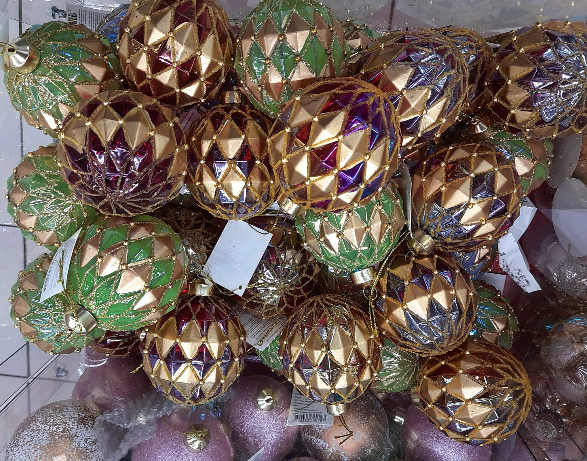 Хождение по ёлкам-4. В одном столичном гипермаркете. Окончание