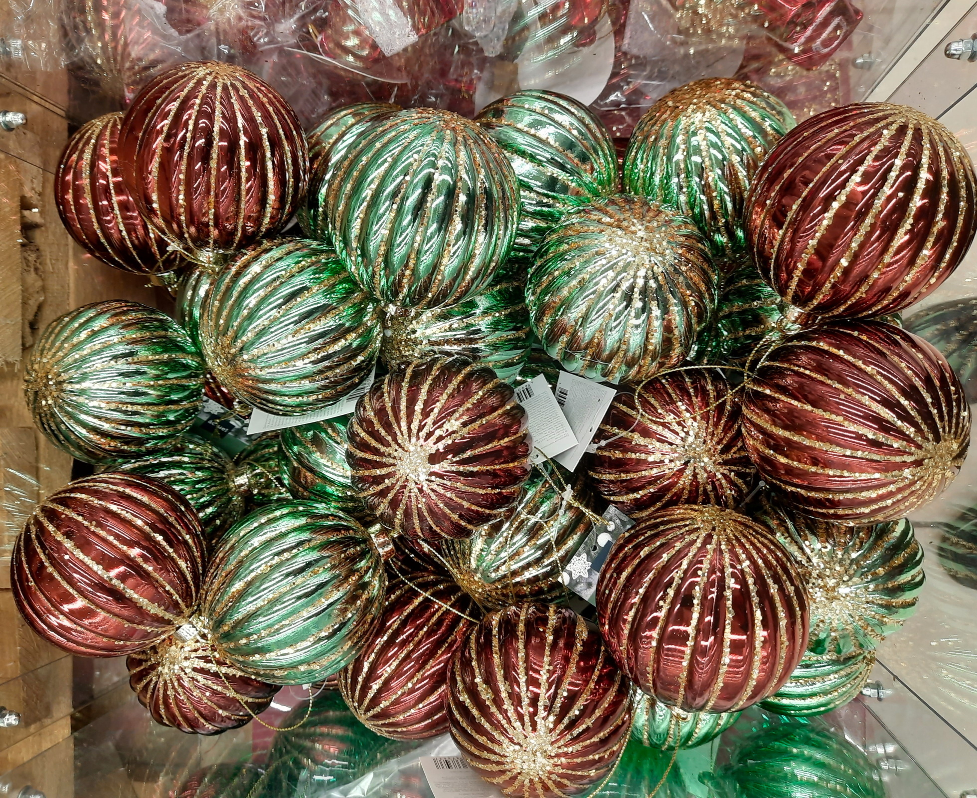 Хождение по ёлкам-4. В одном столичном гипермаркете. Окончание