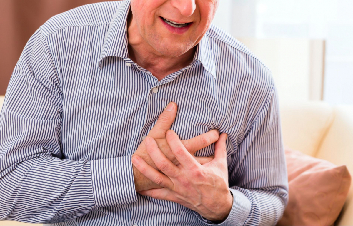 Симптомы инфаркта: признаки, которые требуют немедленного вызова скорой помощи