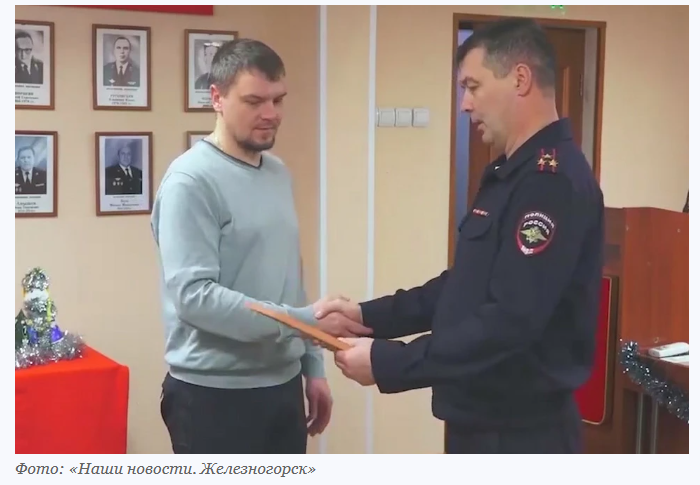 Переживающую горе пожилую женщину спас неравнодушный молодой человек от наглых мошенников