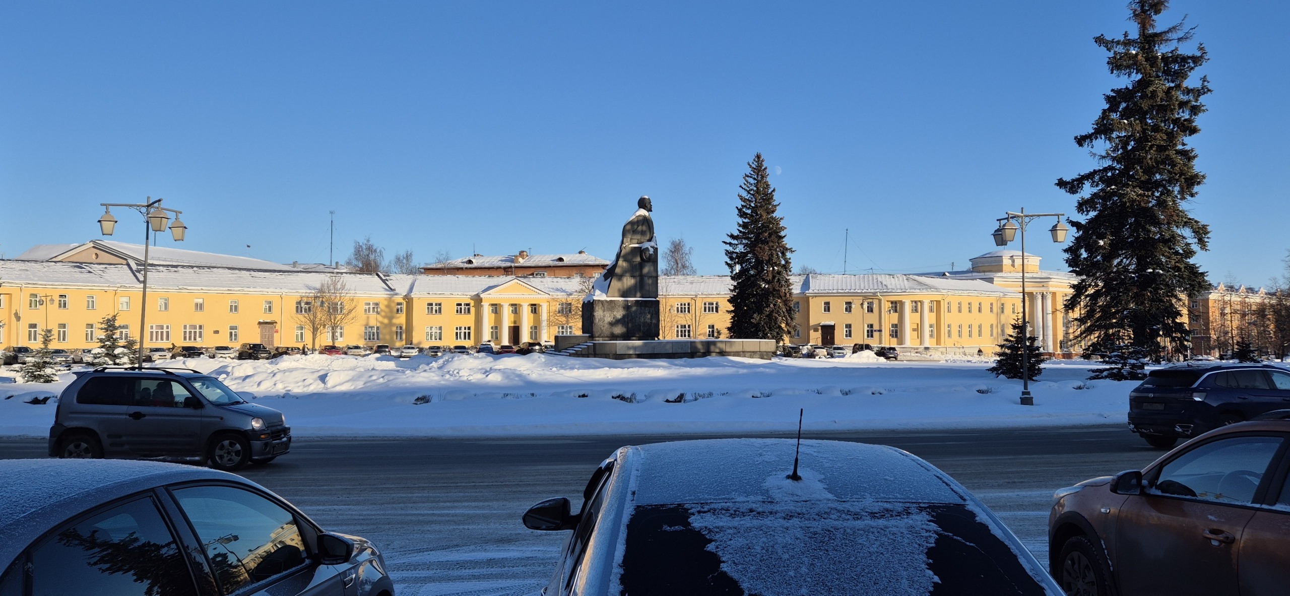 Петрозаводск: прогулка одного дня