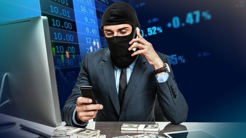 Мошенники начали мстить россиянам, не попавшимся на их схемы обмана
