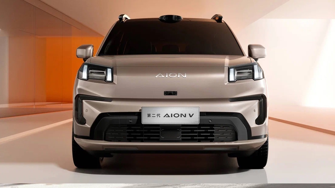 В России стартуют продажи нового электрического кроссовера GAC Aion V