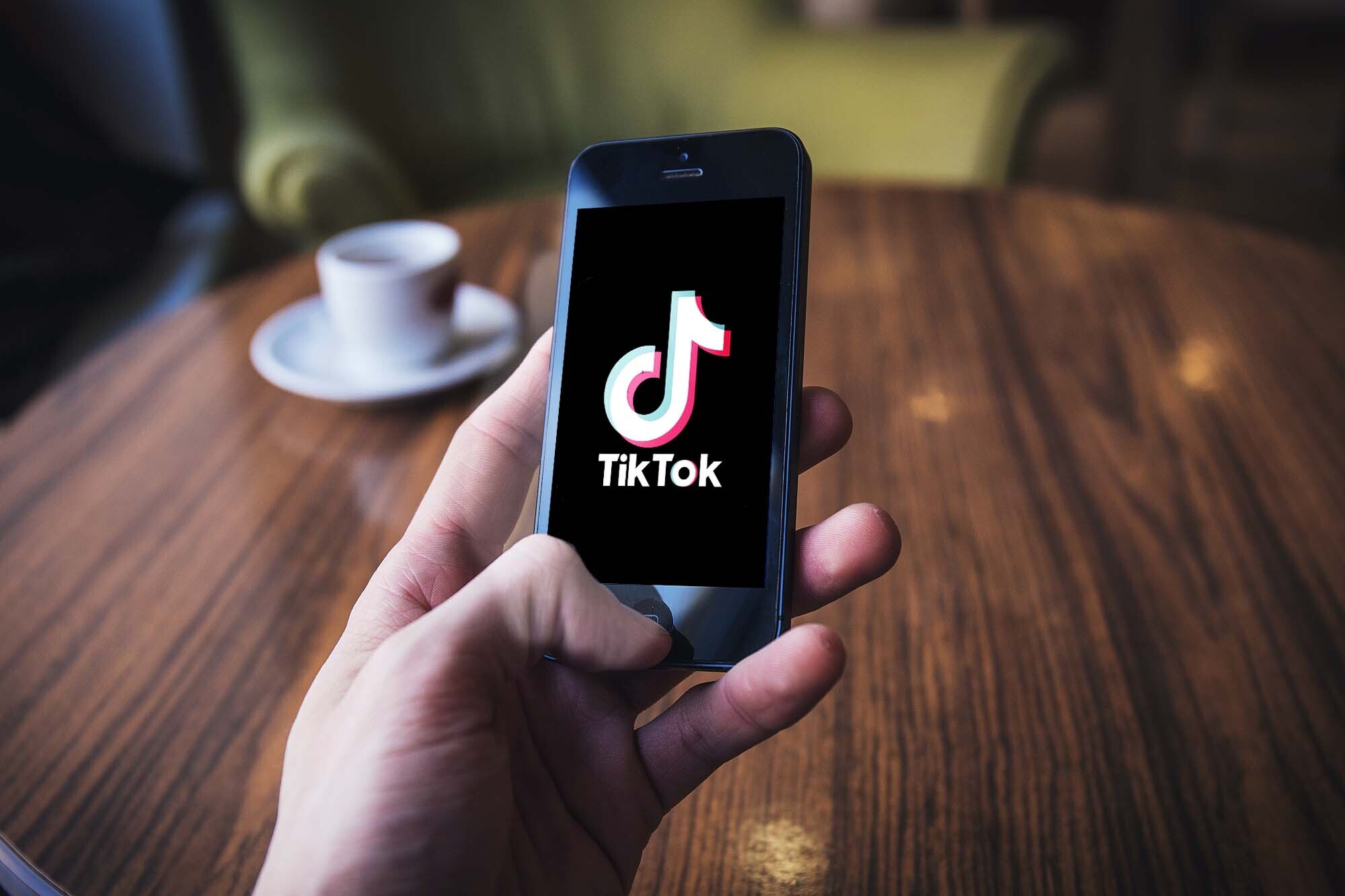 Цифровой шаманизм: почему танцы в TikTok действуют как ритуал