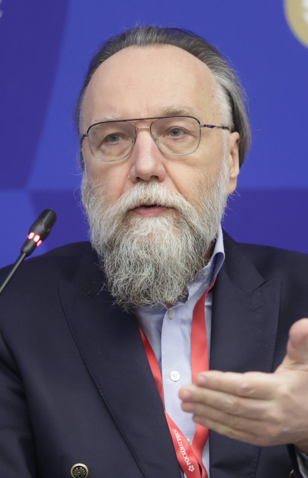Великое счастье надзора: Идеолог «русского мира» призвал ввести тотальный контроль государства за людьми