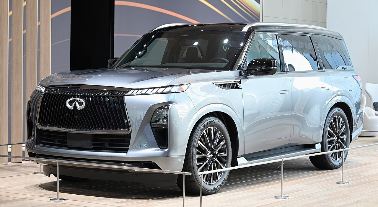 Infiniti анонсировала выход нового QX80 с мощностью 600 лошадиных сил